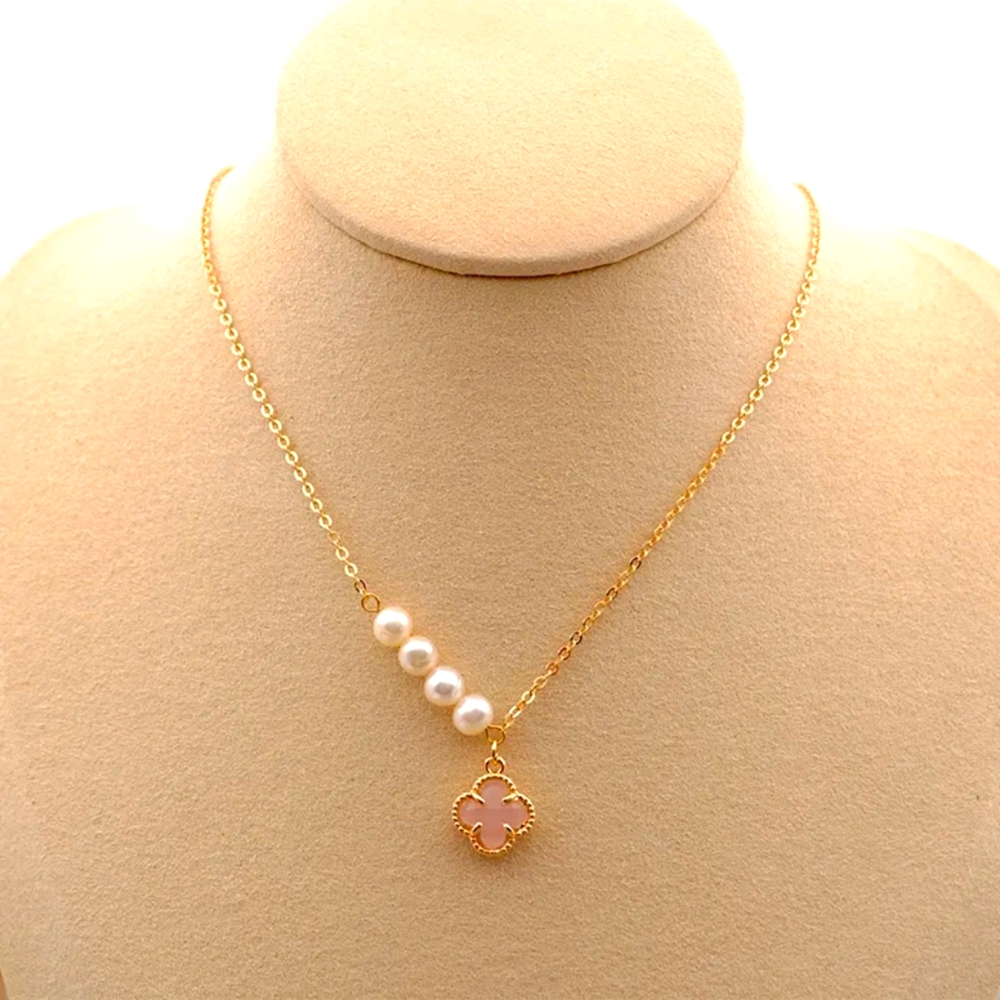 Necklace  stainless Elegant  style clover